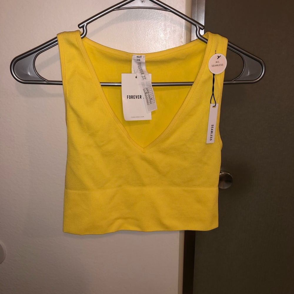 crop top